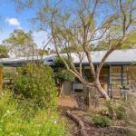 Hakea Bush Cabin - Holiday Byron Bay 0