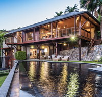 Iluka Luxury House With Ocean Views On Half Acre With Pool And Two Golf Buggies - Holiday Byron Bay