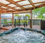 The Resort at 222 - Holiday Byron Bay