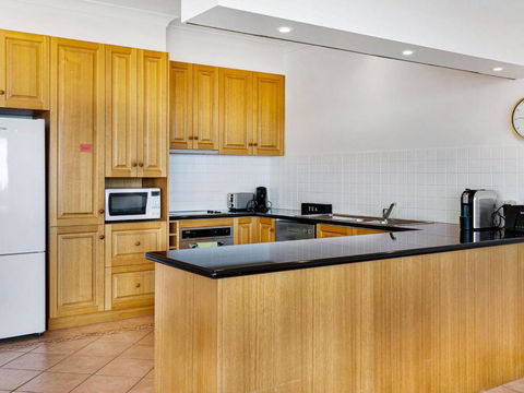 Beachfront Penthouse Cowes - Holiday Byron Bay 6