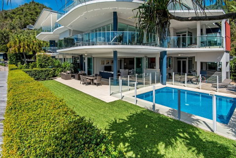 Pavillions 2 Luxury 4 Bedroom 3 Bathroom With In-ground Pool And Golf Buggy - Holiday Byron Bay 6
