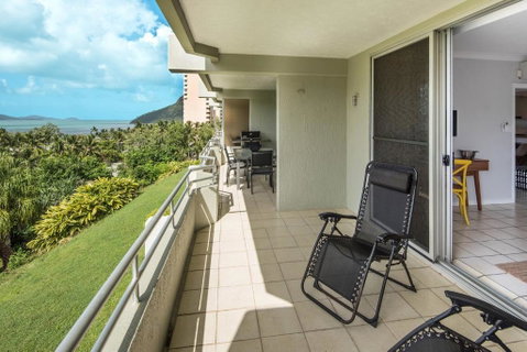 2 Bedroom Poinciana Lodge - Holiday Byron Bay 1