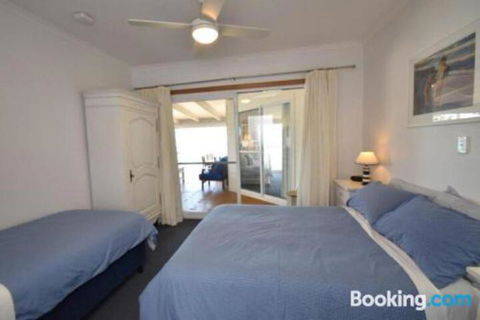 Miramar At Penneshaw KI - Holiday Byron Bay 2