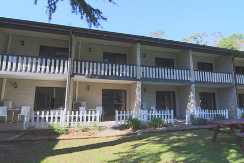 Ananda Wellness Retreat - Holiday Byron Bay 0