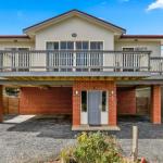Beach House Phillip Island - Holiday Byron Bay 0