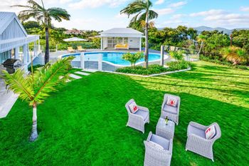 Whitehaven Luxury 5 Bedroom 5 Bathroom House Ocean View With 2 Golf Bu - Holiday Byron Bay 2
