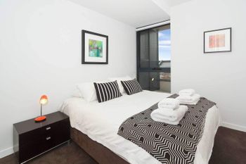 Location Views & Style - Holiday Byron Bay 6