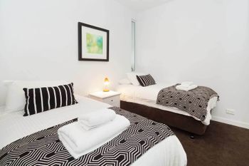 Location Views & Style - Holiday Byron Bay 1
