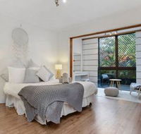 Coolangatta Beachside Villas - Holiday Byron Bay