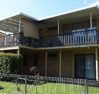 Lakeside Getaway - Holiday Byron Bay