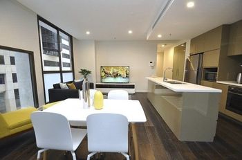 Sydney CBD 202 Bat Furnished Apartment - Holiday Byron Bay 4