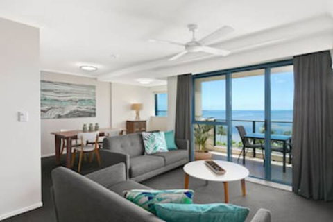 Cairns Oceanview At 181 The Esplanade 34 - Holiday Byron Bay 0