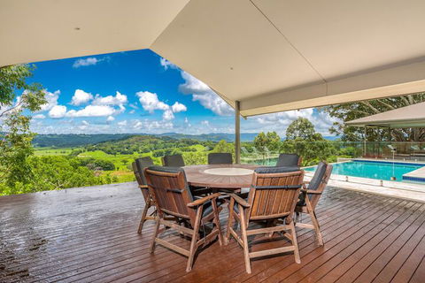 A PERFECT STAY - Serene Myocum - Holiday Byron Bay 2
