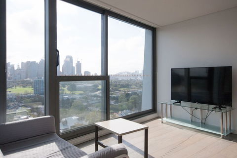 Modern 2 Bedroom Potts Point Apartment - Holiday Byron Bay 5