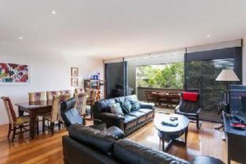 Anglesea Surf Beach Apartments - Holiday Byron Bay 3
