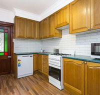 Spacious 3 Bedroom Minutes To CBD - Holiday Byron Bay