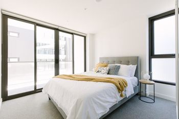 Super Spacious City View Apartments - Holiday Byron Bay 4