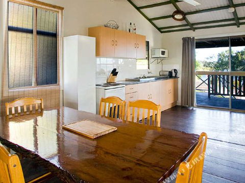 1770 Beach Accommodation Elliot Lodge - Holiday Byron Bay 3
