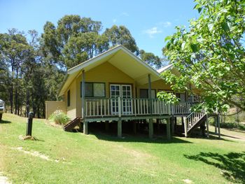 Nannup Valley Chalets - Holiday Byron Bay 3