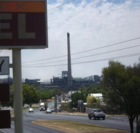 Spinifex Motel  Serviced Apartments
