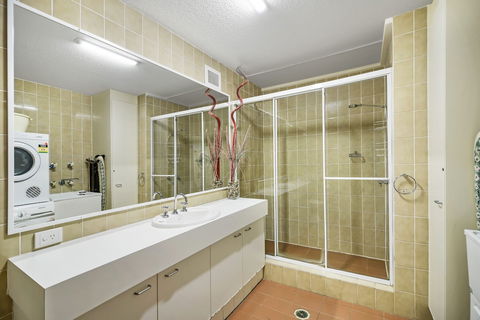 Peregian Court Resort - 4/84 Peregian Esp - Holiday Byron Bay 2