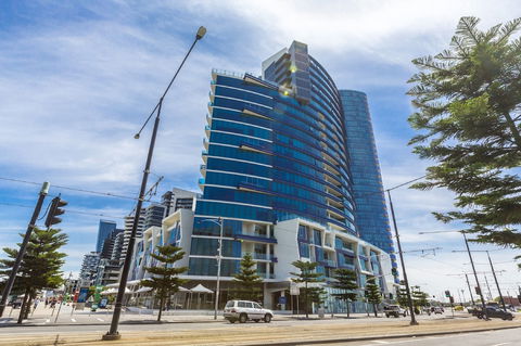 Apartments Melbourne Domain - New Quay Docklands - Holiday Byron Bay 2