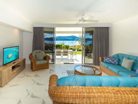 Frangipani 5 On Hamilton Island - Holiday Byron Bay 5