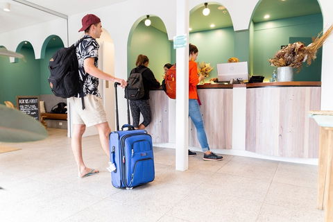 Stoke Beach House - Holiday Byron Bay 1