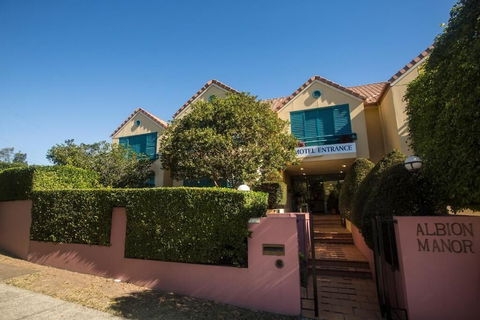 AAA Albion Manor Apartments And Motel - Holiday Byron Bay 0