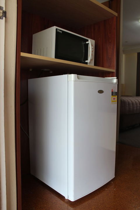 Acacia Motor Inn Armidale - Holiday Byron Bay 5