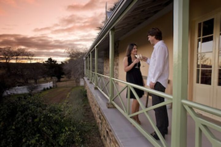Buckland TAS Holiday Byron Bay