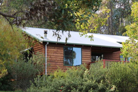 Misty Valley Country Cottages - Holiday Byron Bay 1