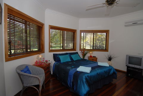 Hibiscus Lodge Bed & Breakfast - Holiday Byron Bay 6