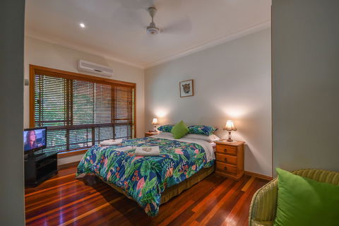 Hibiscus Lodge Bed & Breakfast - Holiday Byron Bay 5