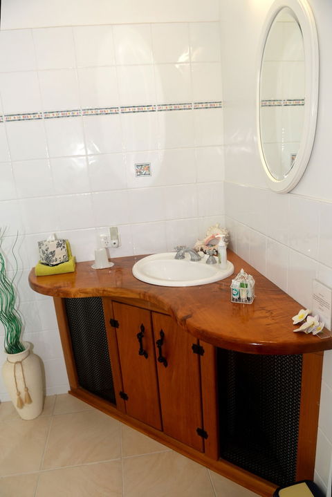 Hibiscus Lodge Bed & Breakfast - Holiday Byron Bay 3
