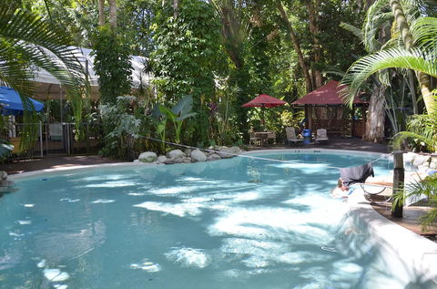 PKs Jungle Village - Hostel - Holiday Byron Bay 2