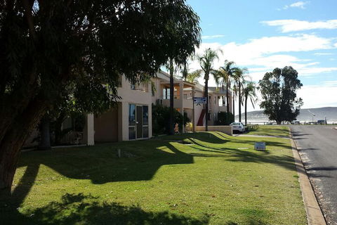 Kalbarri Murchison View Apartments - Holiday Byron Bay 1