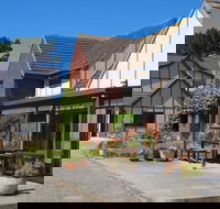 The View on Grossmans - Holiday Byron Bay