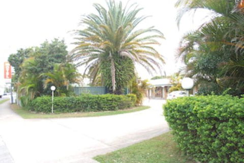 Pacific Paradise Motel - Holiday Byron Bay 2