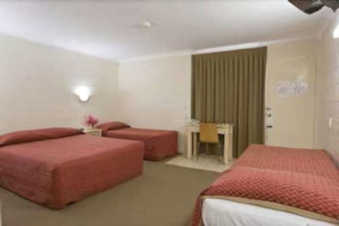 Nambour Lodge Motel - Holiday Byron Bay 4