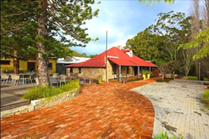 Mahogany Creek WA Holiday Byron Bay