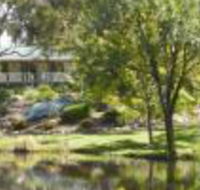 Granite Gardens Cottages  Lake Retreat - Holiday Byron Bay