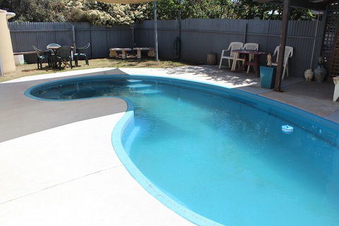 Dunolly Golden Triangle Motel - Holiday Byron Bay 2