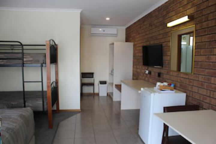 Dunolly VIC Holiday Byron Bay