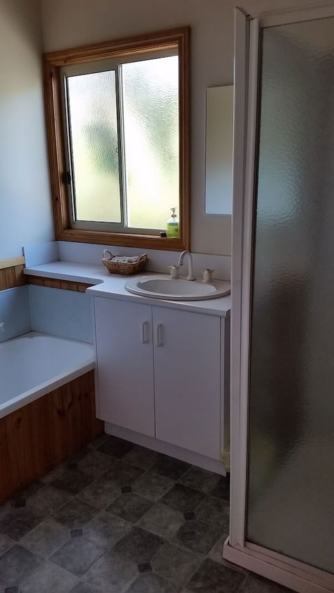 Awonga Cottages - Holiday Byron Bay 5