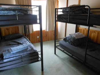 Awonga Cottages - Holiday Byron Bay 2