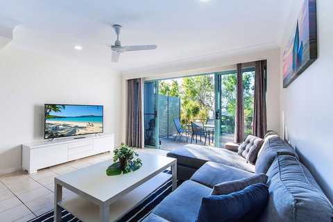 Sunset Waters 6 - Holiday Byron Bay 7