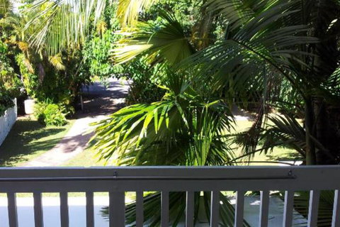 Absolute Backpackers Mission Beach - Holiday Byron Bay 4