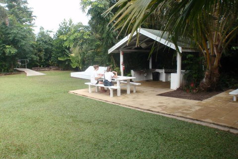 Absolute Backpackers Mission Beach - Holiday Byron Bay 1