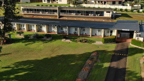 Atherton Motel - Holiday Byron Bay 2
